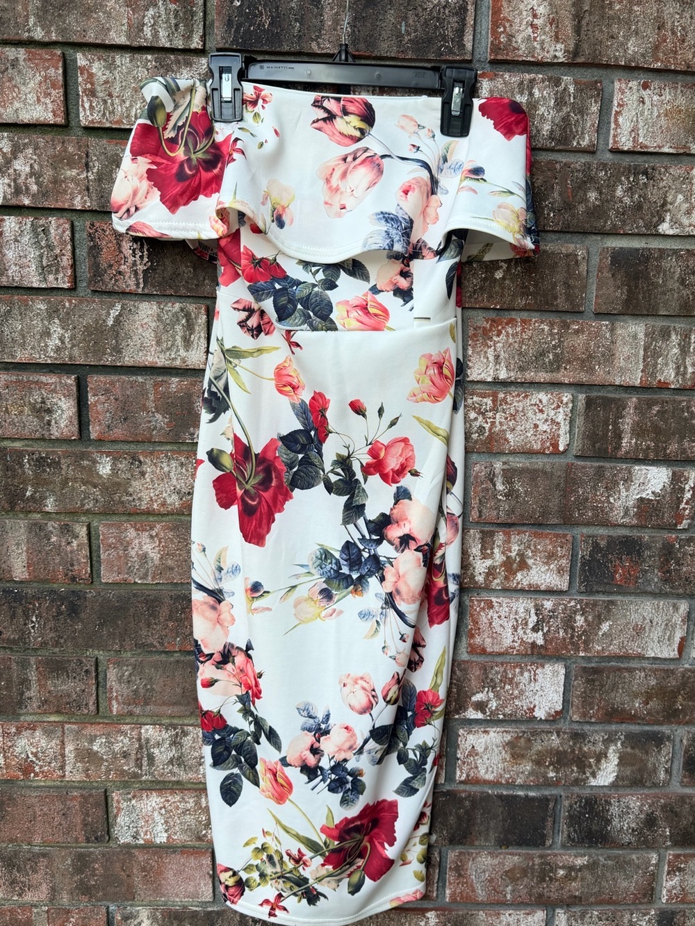 Boohoo Night Floral Straplews Pencil Skirt - White with Red & Pink Blooms